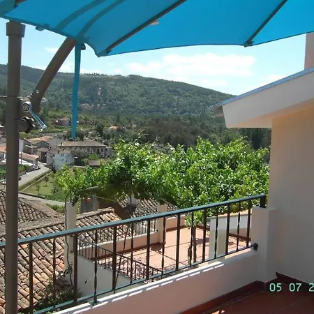 Vakantiehuis Retiro Na Natureza Casa Com Piscina